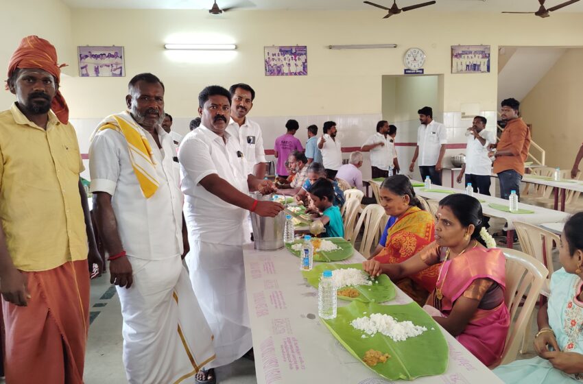 தேவரின மக்கள் பாதுகாப்பு இயக்கம் சார்பில் அன்னதானம்