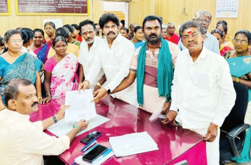  நகராட்சி ஆணையரிடம் கோரிக்கை மனு